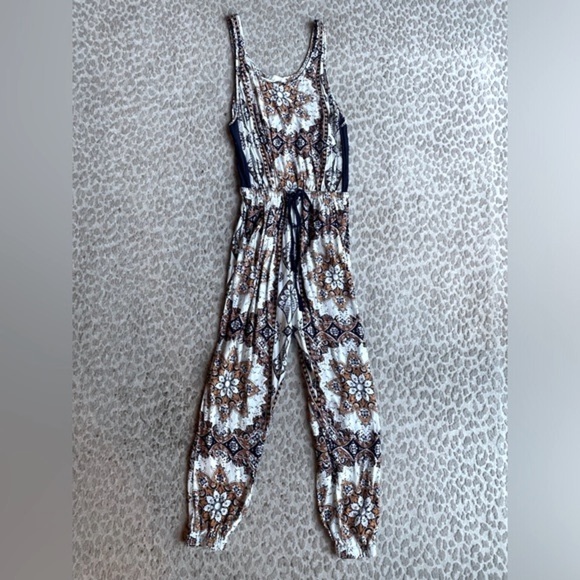 Cleobella Taka Moroccan Print Sleeveless Tie Waist Jumpsuit, size S - Picture 3 of 10